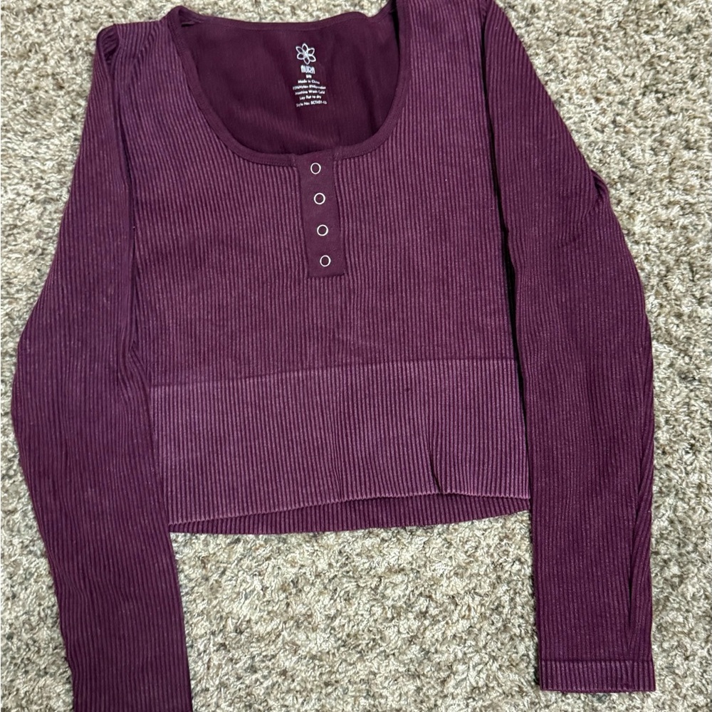 Aura Ribbed Long Sleeve Crop Top - Burgundy
